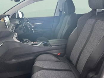 Used Peugeot 3008 2018 for sale - 79381784: Photo