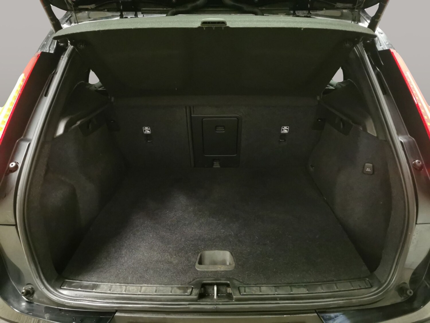 Used Volvo XC40 2021 for sale - 77399397: Photo 29