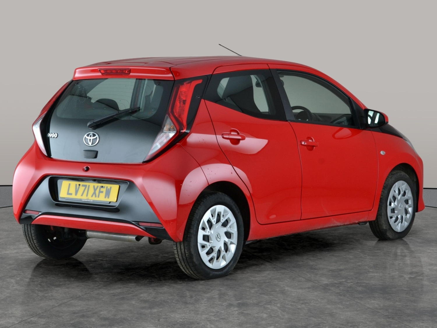Used Toyota AYGO 2021 for sale - 77732936: Photo 10