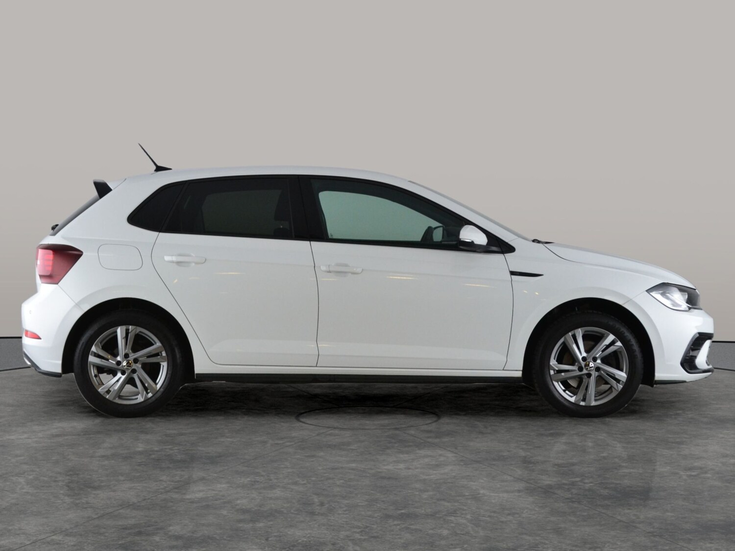 Used Volkswagen Polo 2023 for sale - 77743351: Photo 10