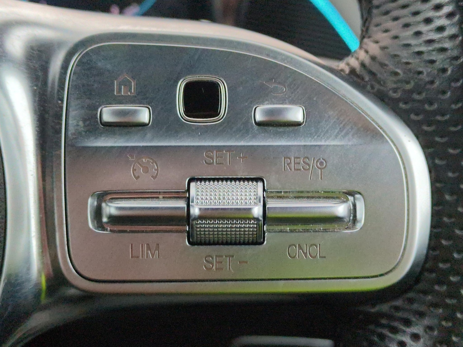 Used Mercedes-Benz EQC 2022 for sale - 77241329: Photo 23