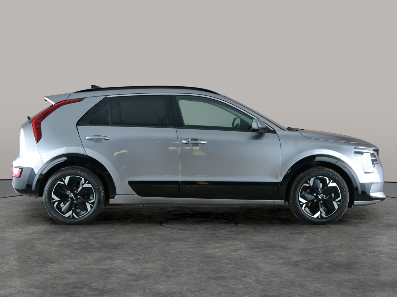 Used Kia Niro 2023 for sale - 78123816: Photo 11