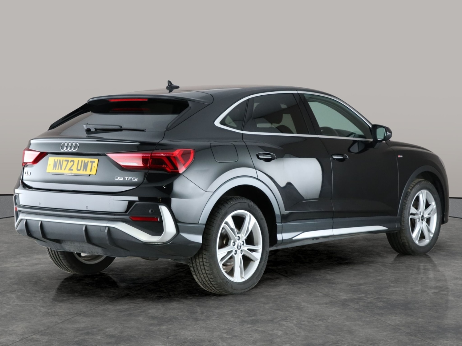 Used Audi Q3 2022 for sale - 76750342: Photo 10