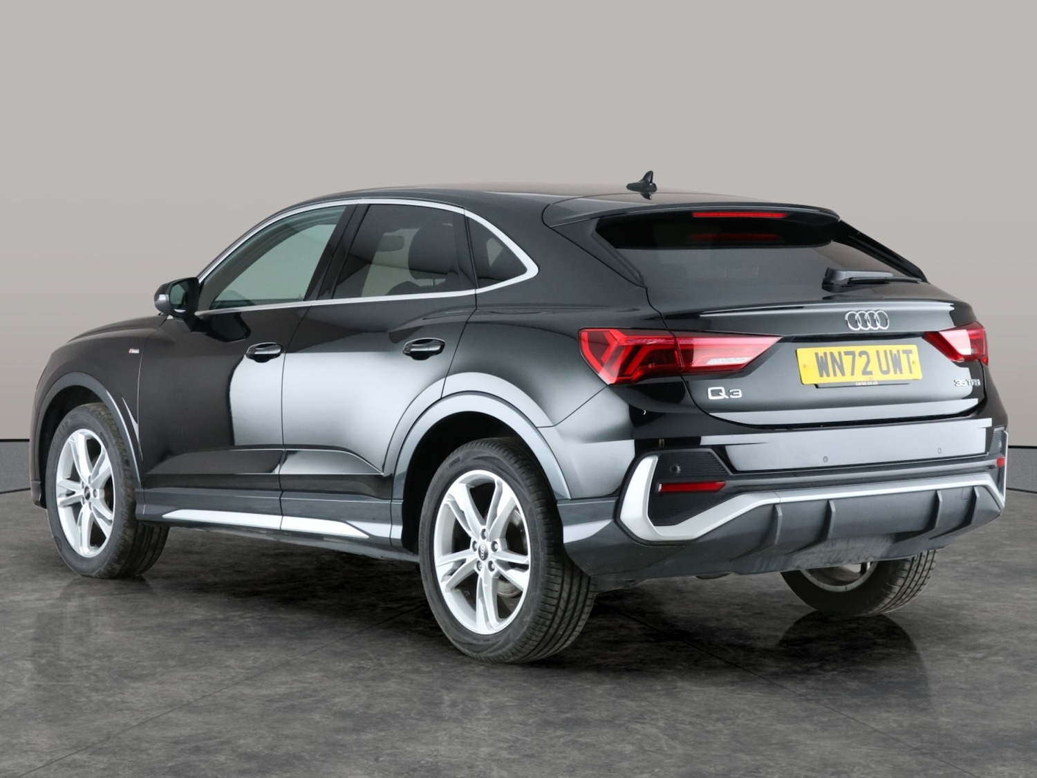 Used Audi Q3 2022 for sale - 76750342: Photo 12