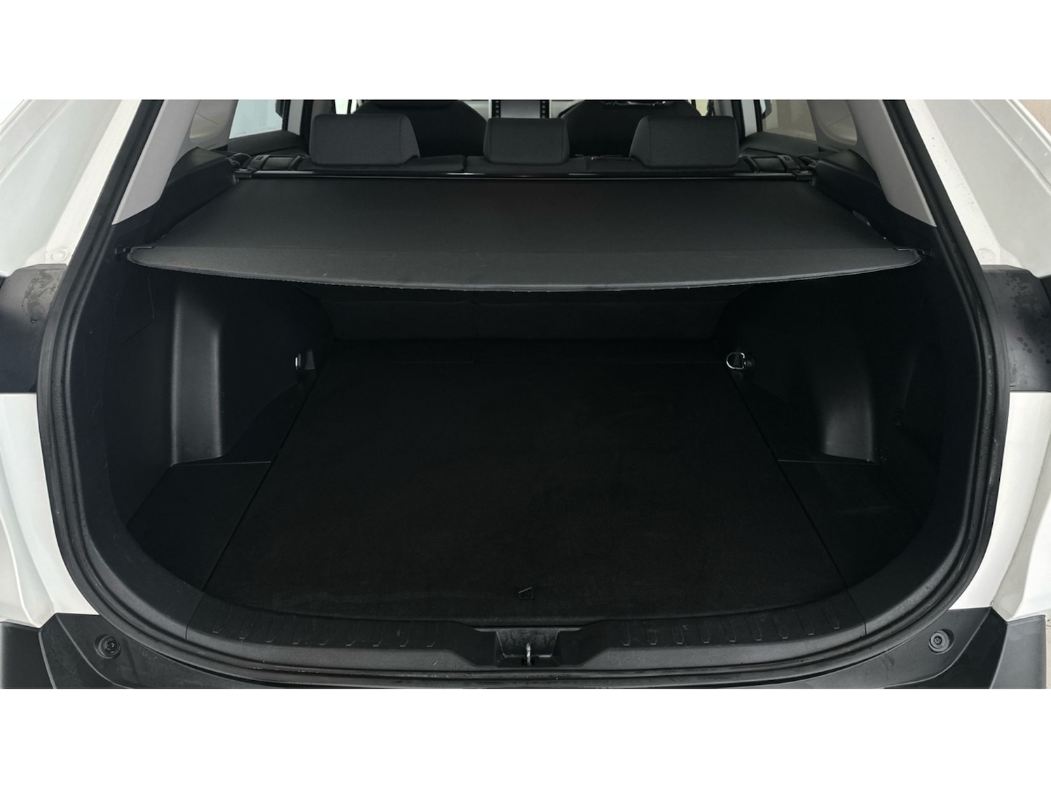 Used Toyota RAV4 2021 for sale - 76946641: Photo 18