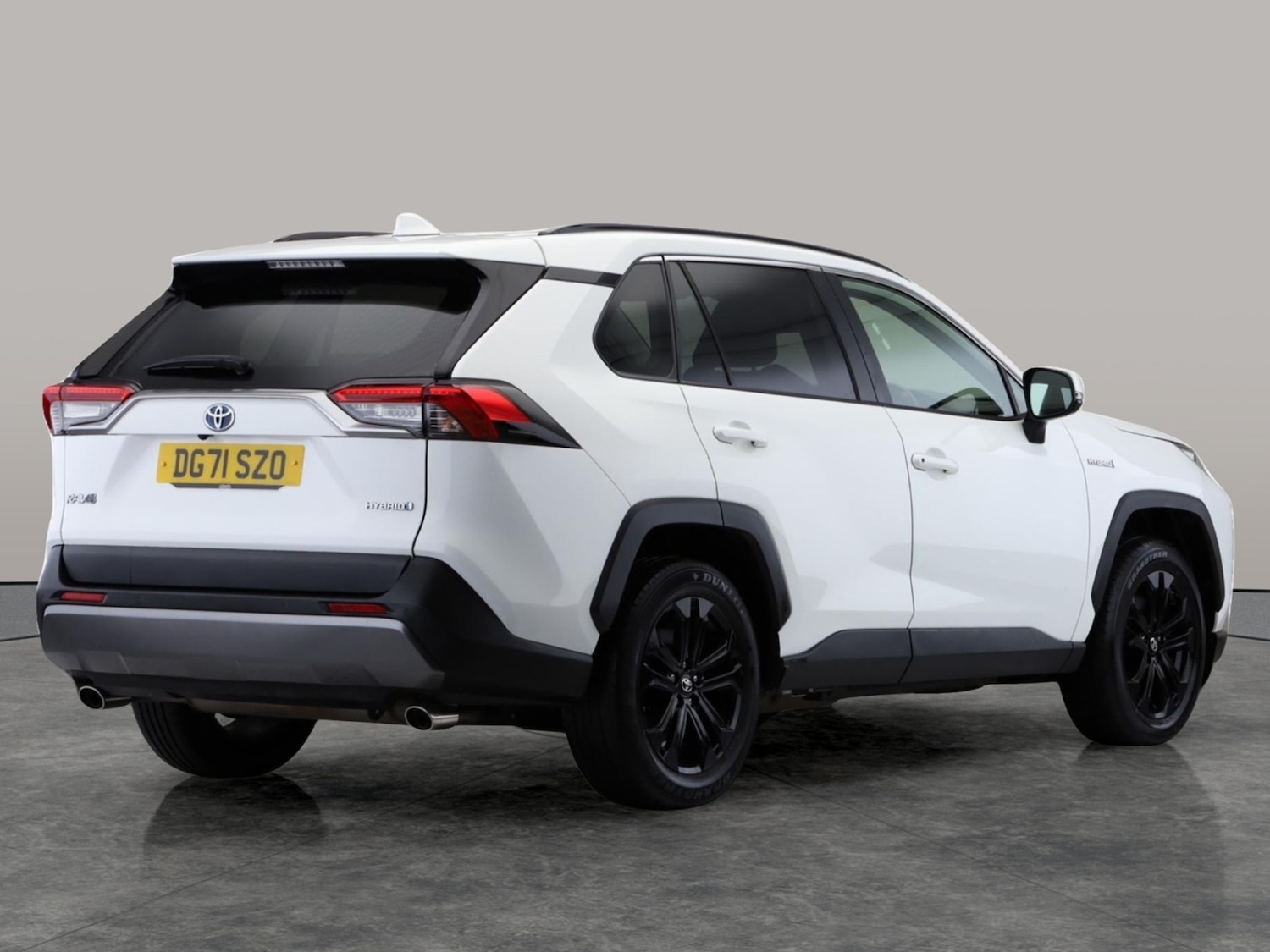 Used Toyota RAV4 2021 for sale - 76946641: Photo 6