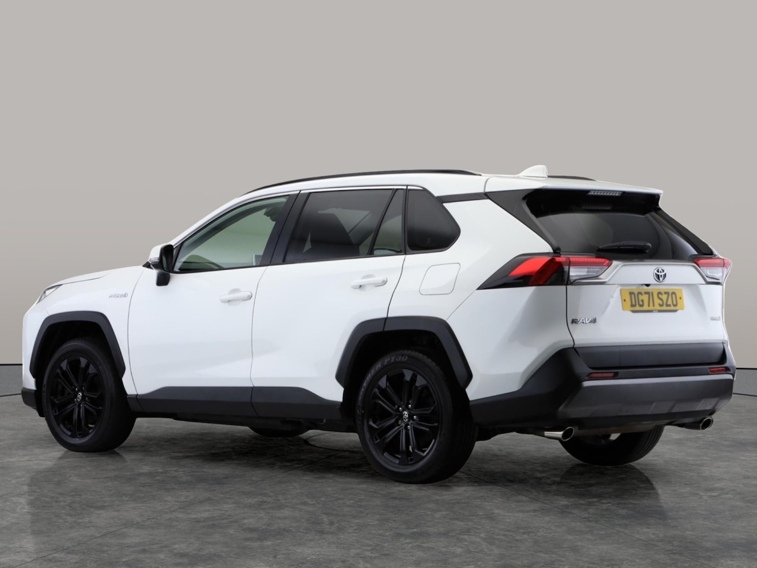 Used Toyota RAV4 2021 for sale - 76946641: Photo 8