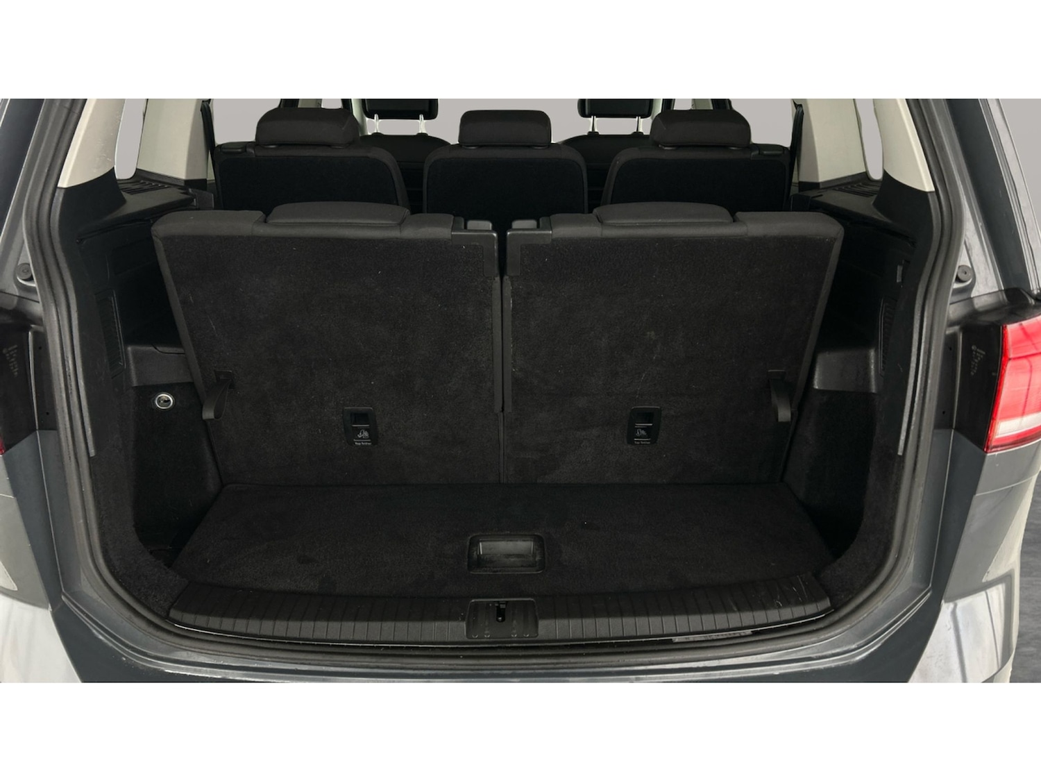 Used Volkswagen Touran 2021 for sale - 76946634: Photo 18