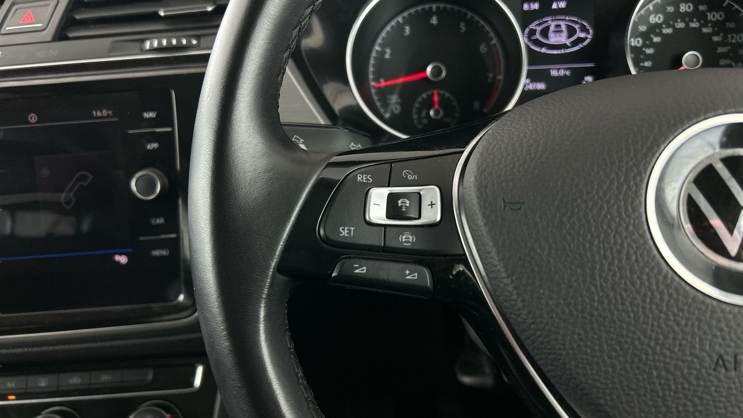 Used Volkswagen Touran 2021 for sale - 76946634: Photo 23