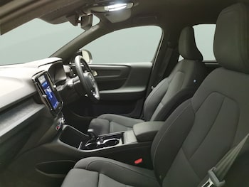 Used Volvo XC40 2023 for sale - 79014821: Photo