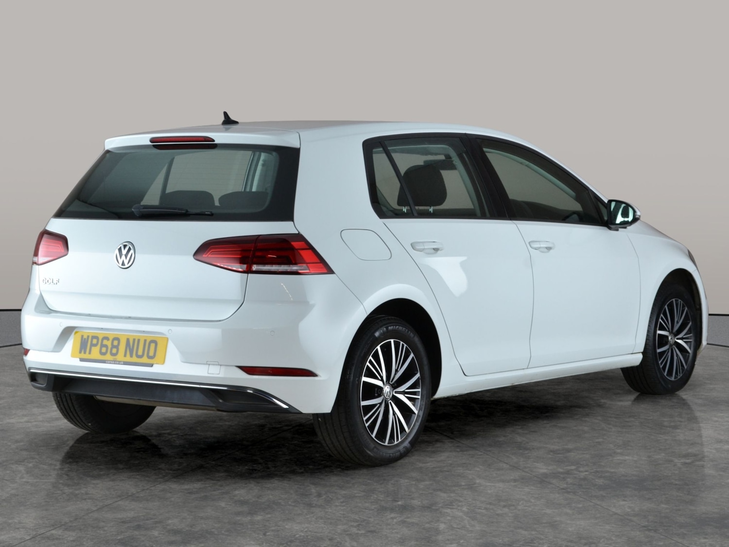 Used Volkswagen Golf 2018 for sale - 77392409: Photo 10