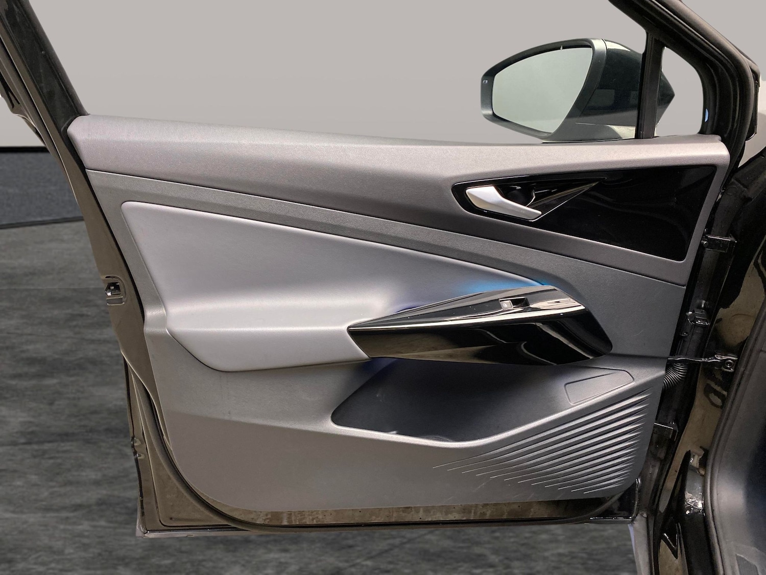 Used Volkswagen ID.4 2023 for sale - 78178102: Photo 31