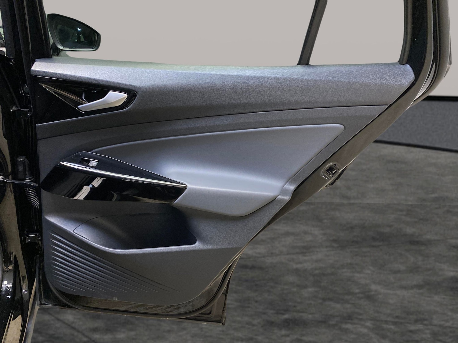 Used Volkswagen ID.4 2023 for sale - 78178102: Photo 33