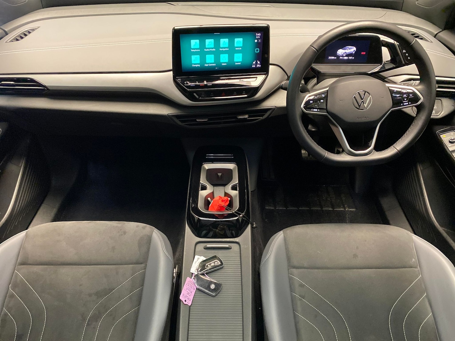 Used Volkswagen ID.4 2023 for sale - 78178102: Photo 7