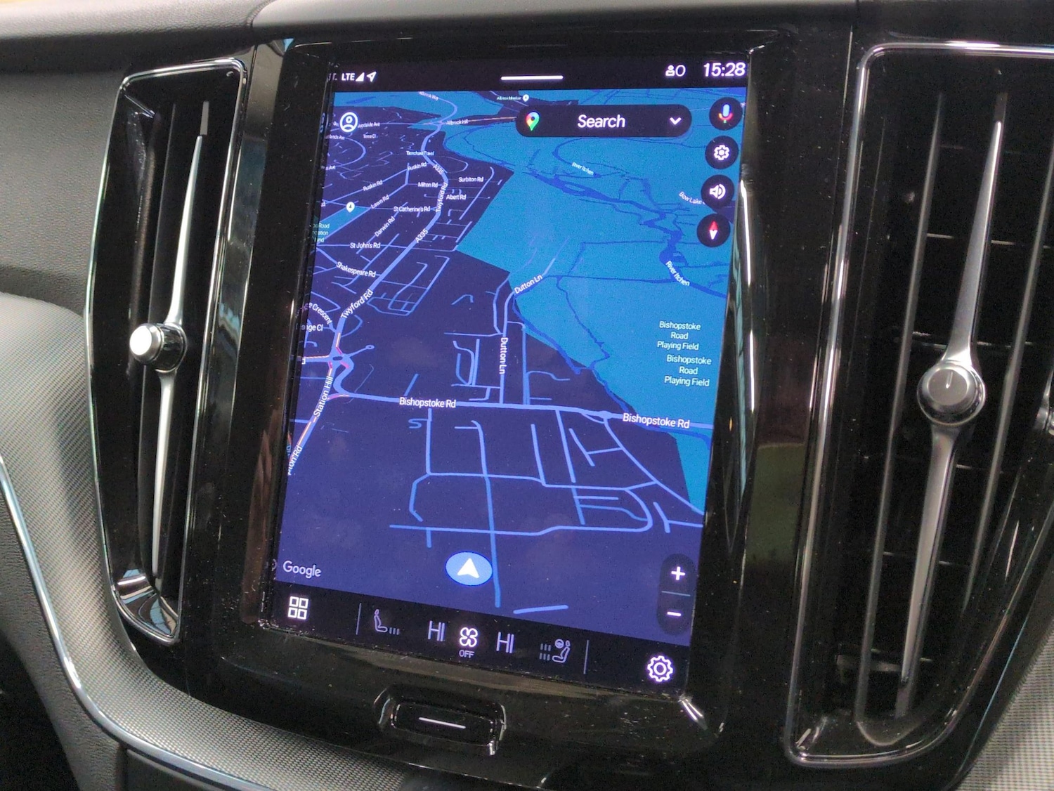 Used Volvo XC60 2023 for sale - 77591112: Photo 7