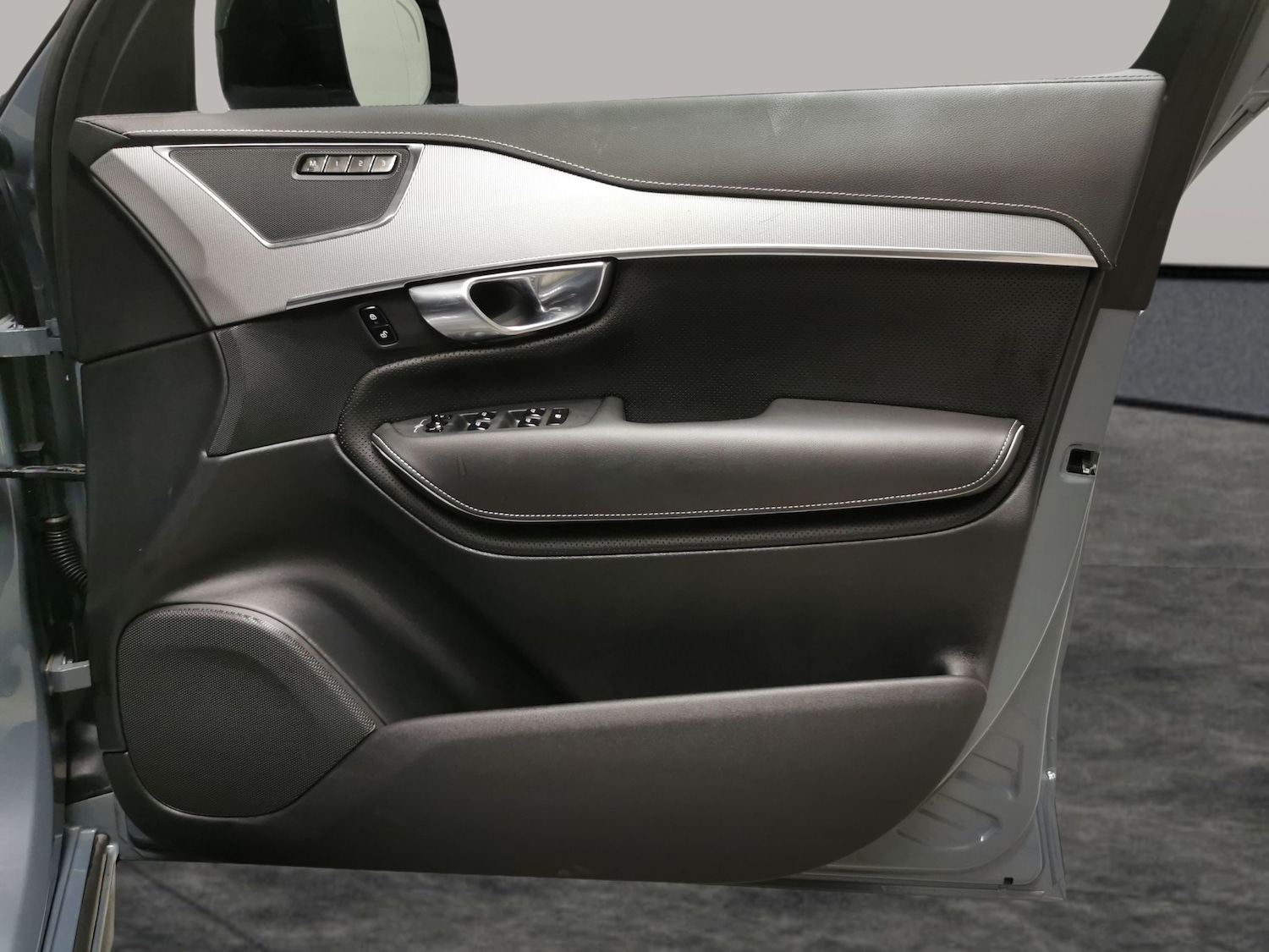 Used Volvo XC90 2022 for sale - 77312636: Photo 28