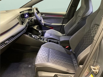 Used Volkswagen Golf 2023 for sale - 79219724: Photo