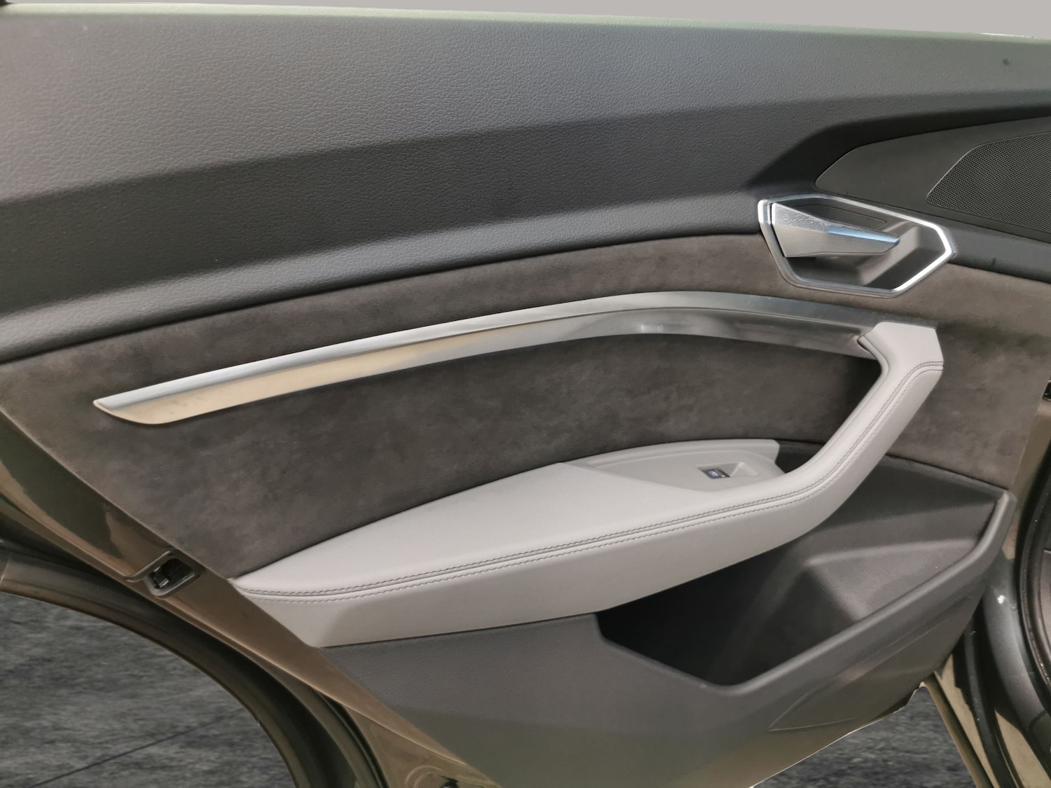 Used Audi e-tron 2021 for sale - 76394026: Photo 41