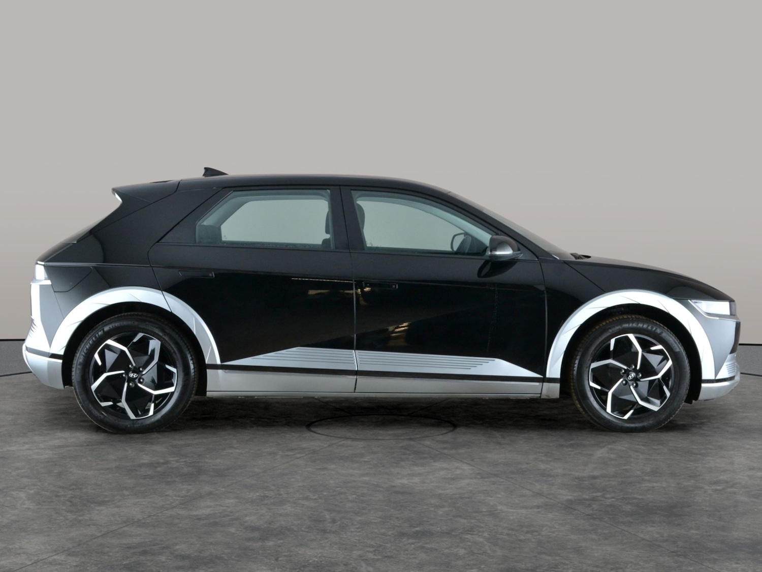 Used Hyundai IONIQ 5 2023 for sale - 77321497: Photo 8