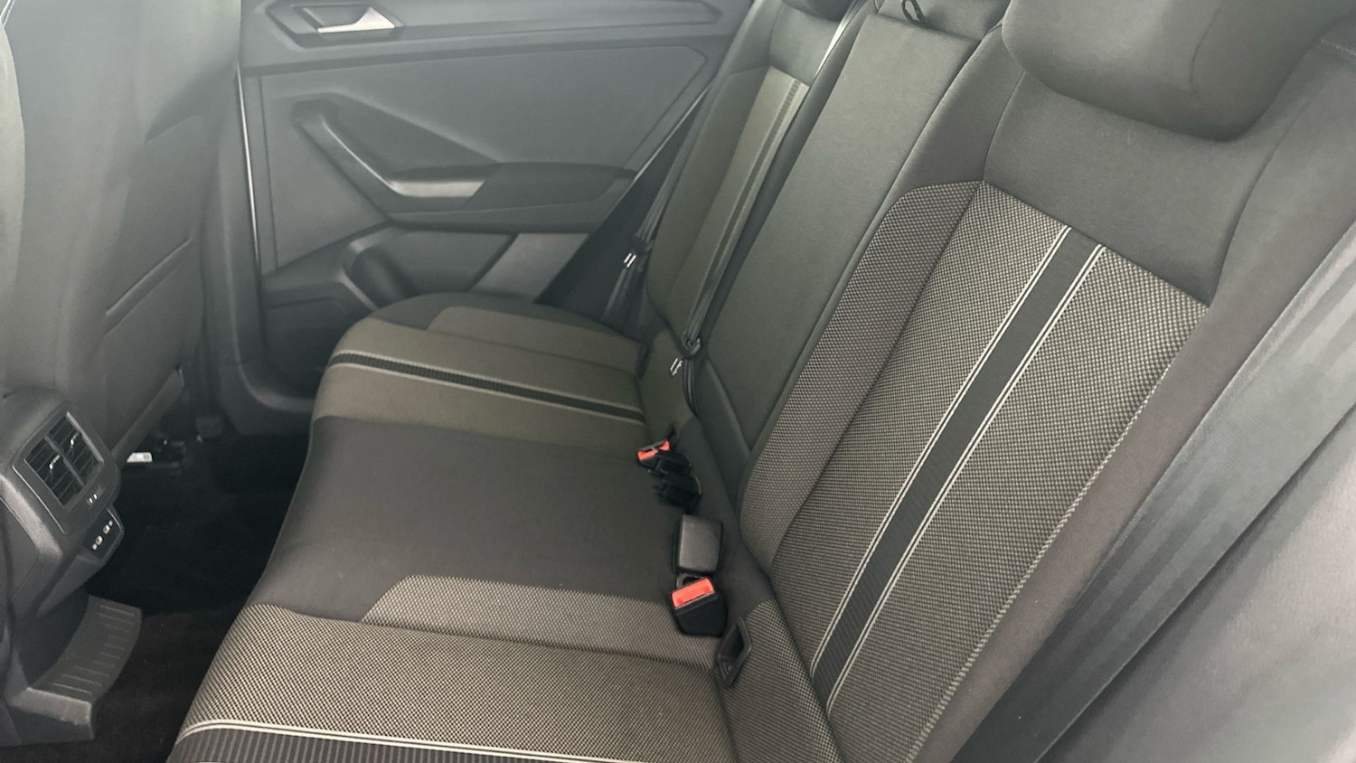 Used Volkswagen T-Roc 2021 for sale - 77151837: Photo 17