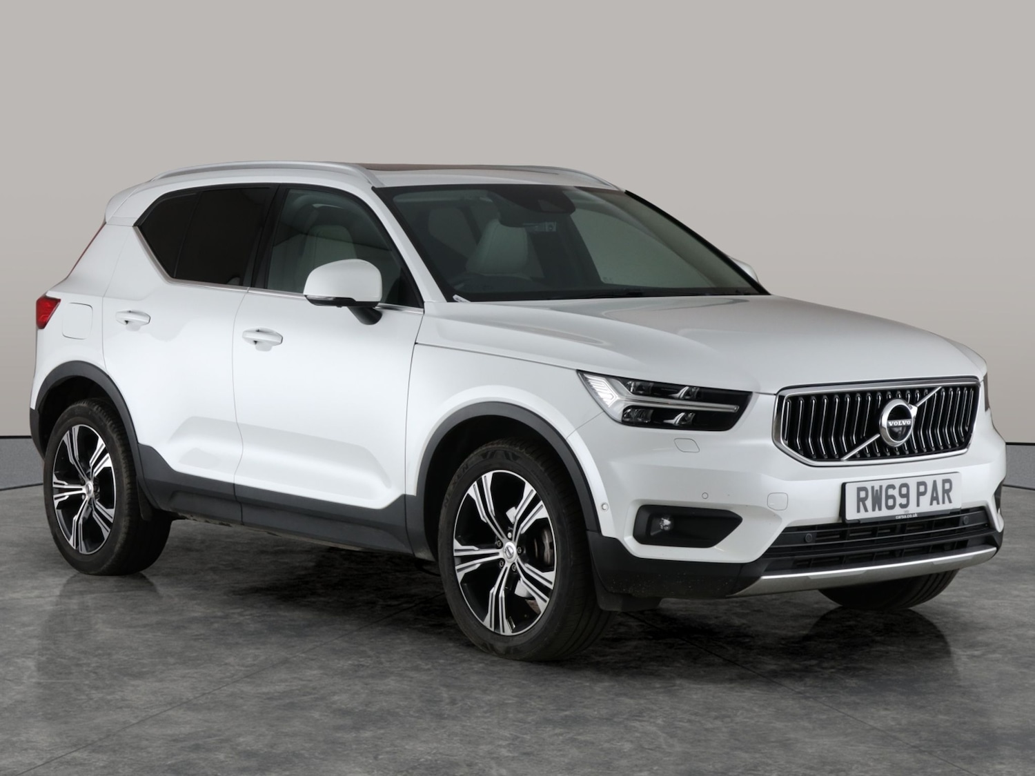 Used Volvo XC40 2021 for sale - 77255730: Photo 11