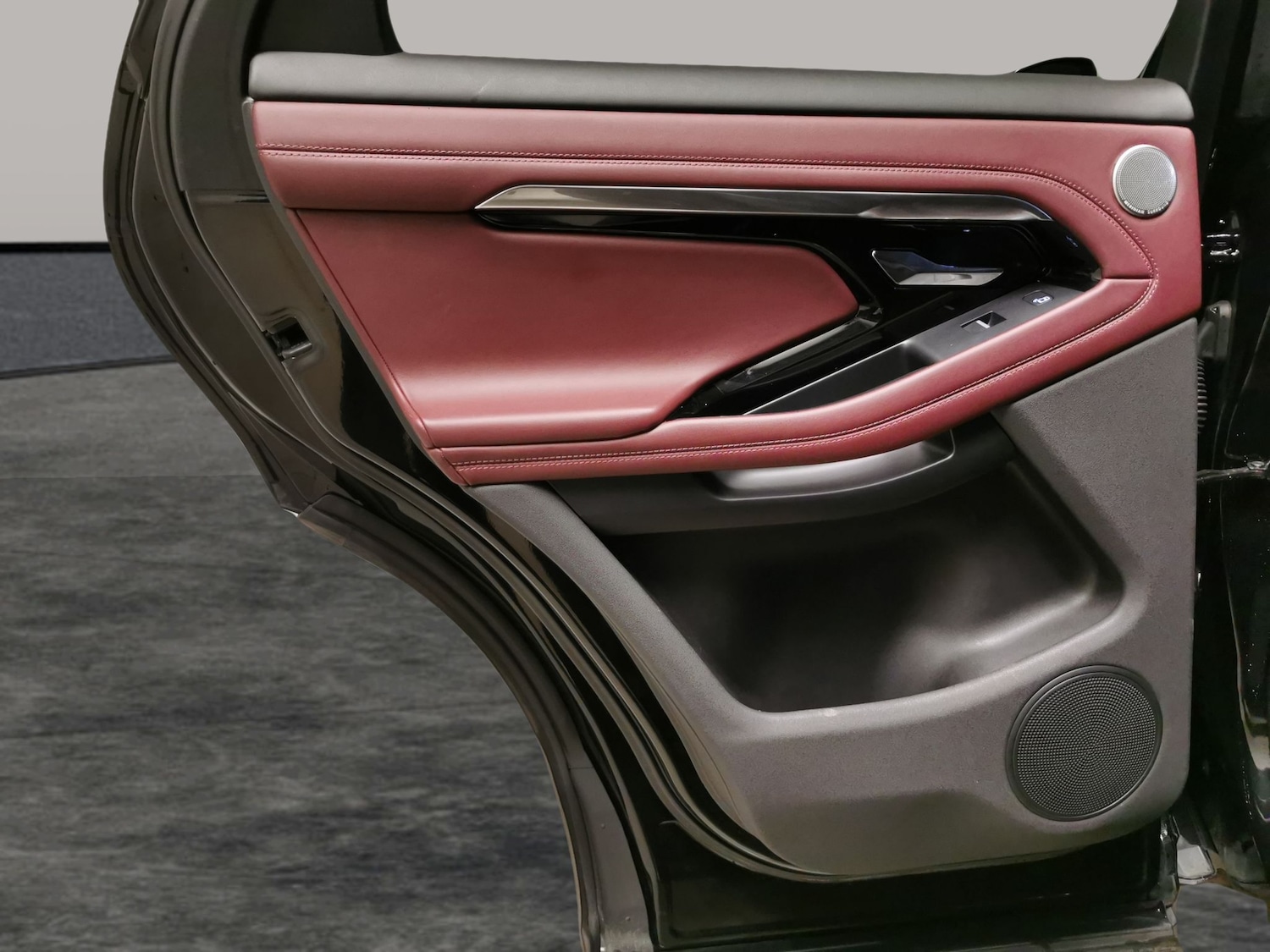 Used Land Rover Range Rover Evoque 2021 for sale - 77916935: Photo 31