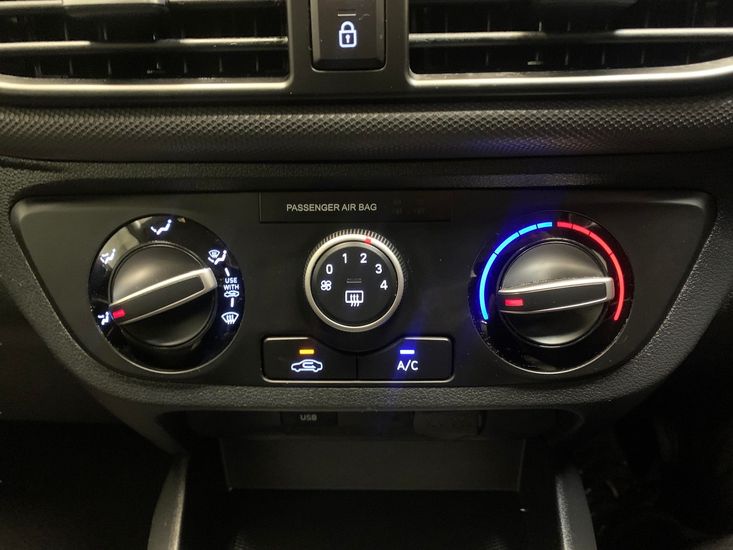 Used Hyundai i10 2022 for sale - 76616037: Photo 21