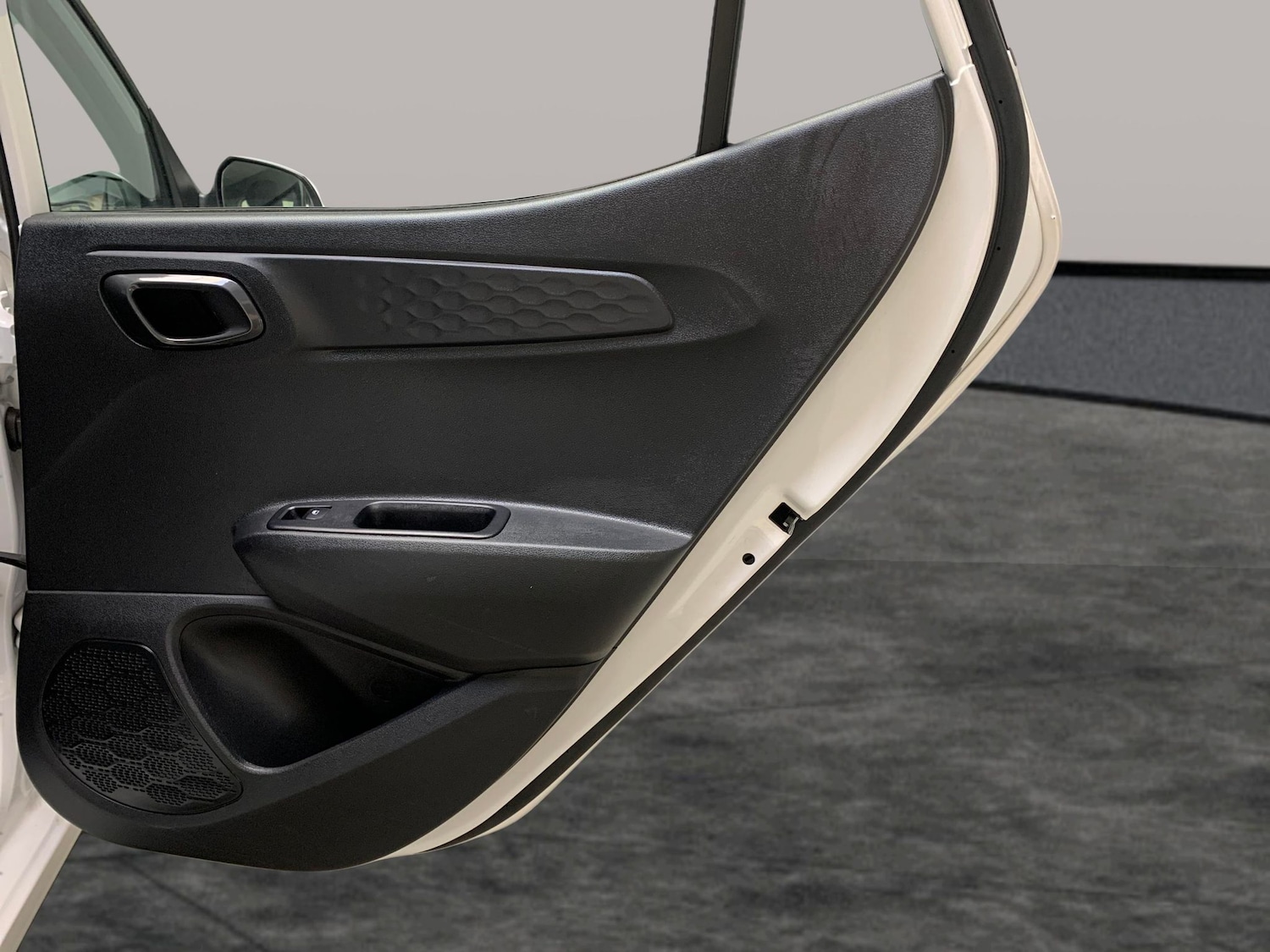 Used Hyundai i10 2022 for sale - 76616037: Photo 33