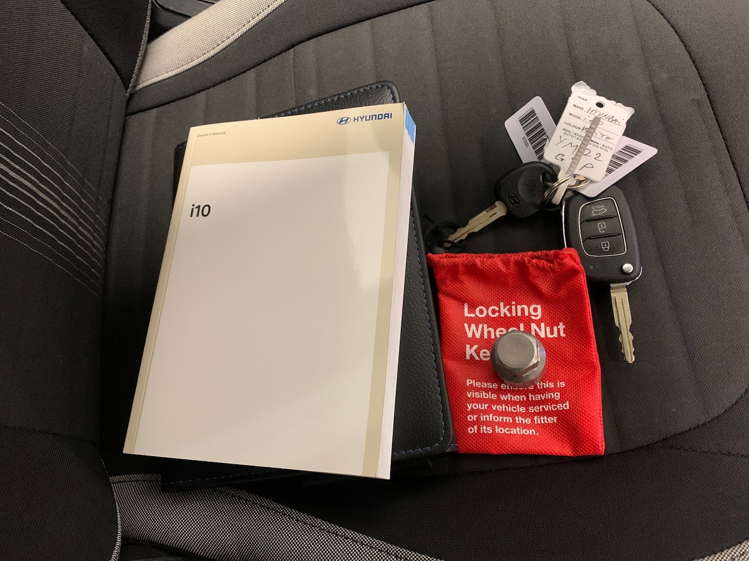 Used Hyundai i10 2022 for sale - 76616037: Photo 35