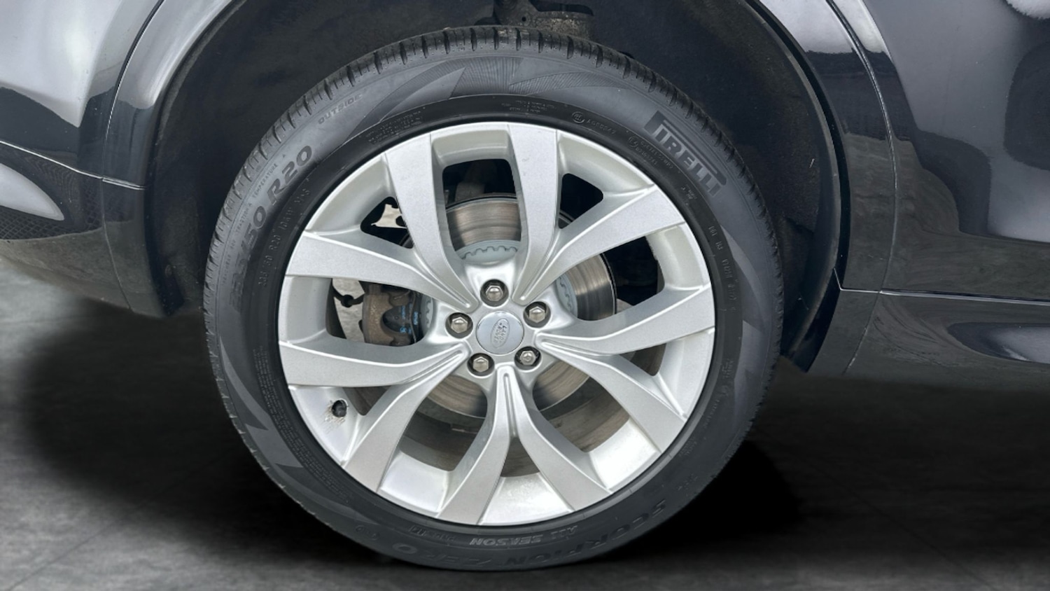 Used Land Rover Discovery Sport 2022 for sale - 76505345: Photo 11