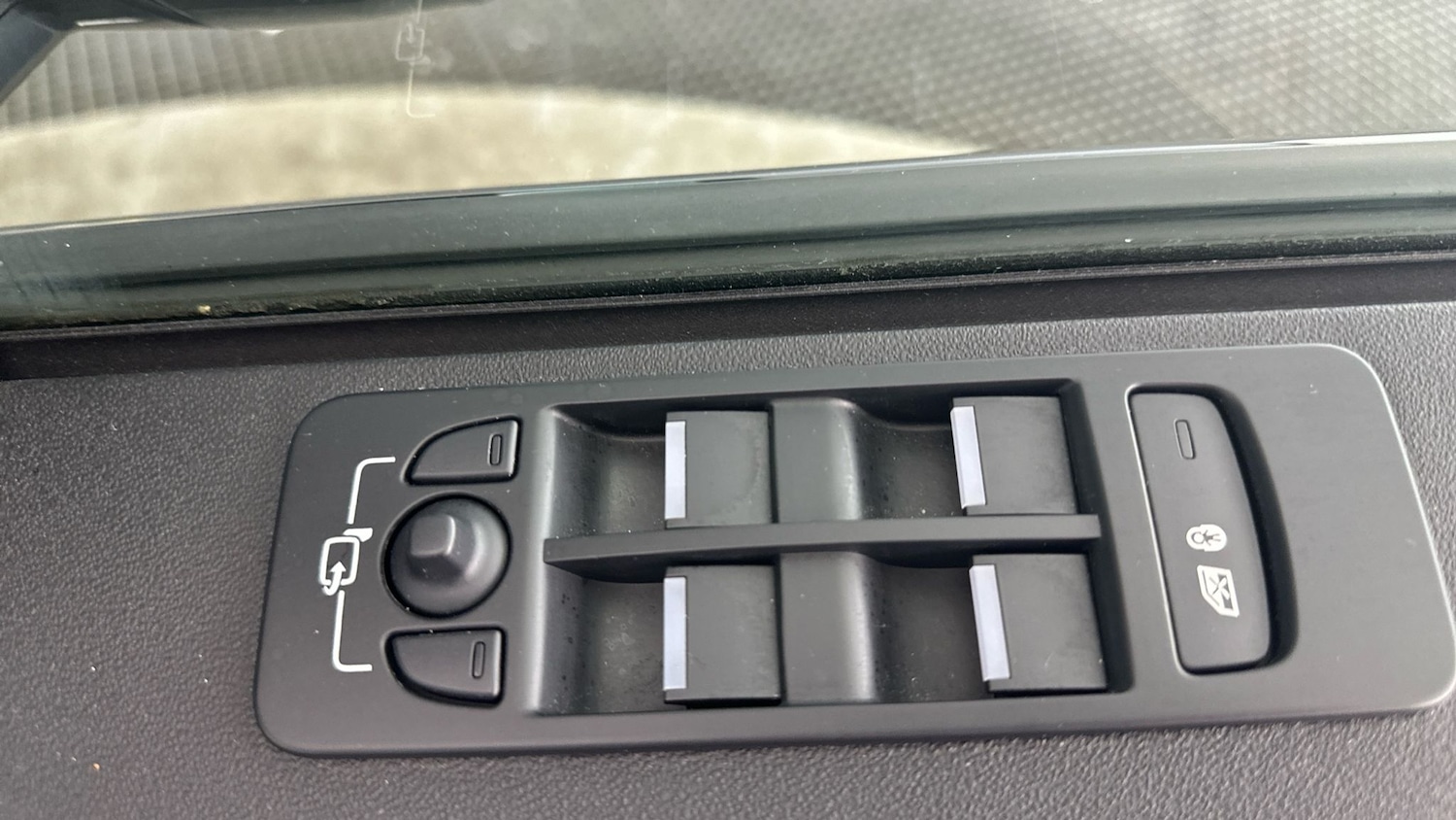 Used Land Rover Discovery Sport 2022 for sale - 76505345: Photo 28