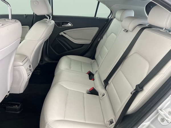Used Mercedes-Benz A-Class 2018 for sale - 76102268: Photo 35