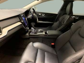 Used Volvo V60 2021 for sale - 75085140: Photo