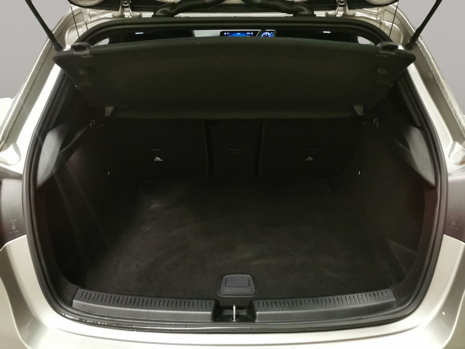 Used Mercedes-Benz A-Class 2020 for sale - 76933487: Photo 35