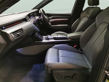 Used Audi e-tron 2021 for sale - 78341940: Photo