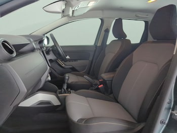 Used Dacia Duster 2023 for sale - 78537385: Photo