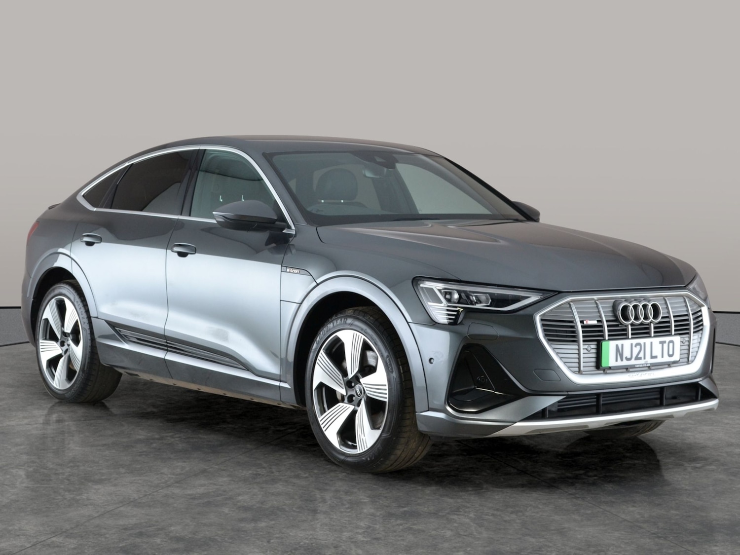 Used Audi e-tron 2021 for sale - 77283508: Photo 9