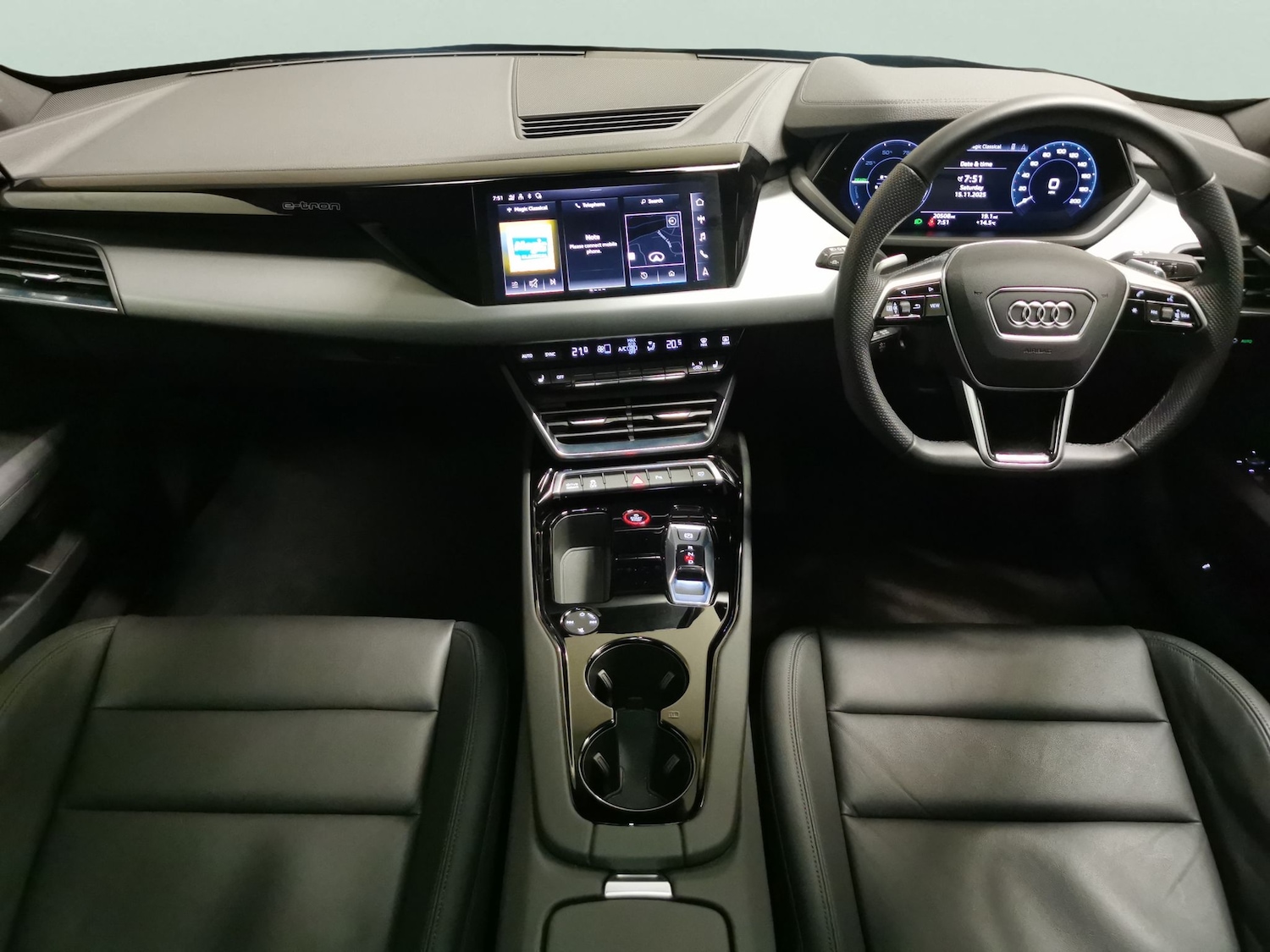 Used Audi e-tron GT 2022 for sale - 76670038: Photo 4