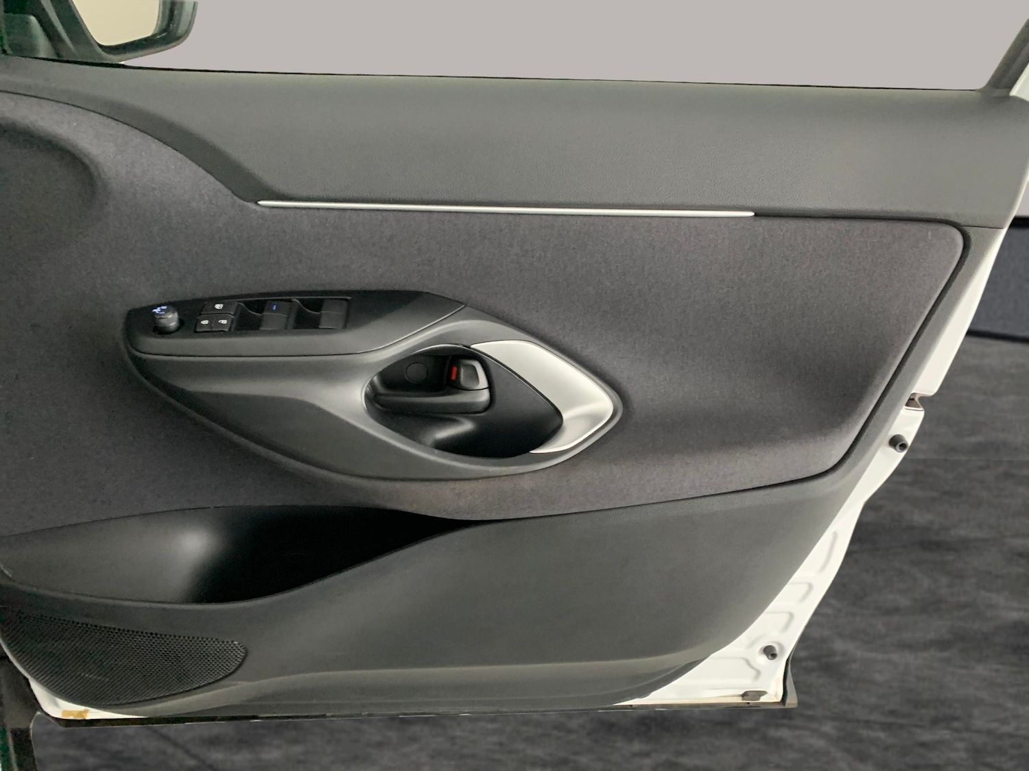 Used Toyota Yaris Cross 2024 for sale - 76318295: Photo 37