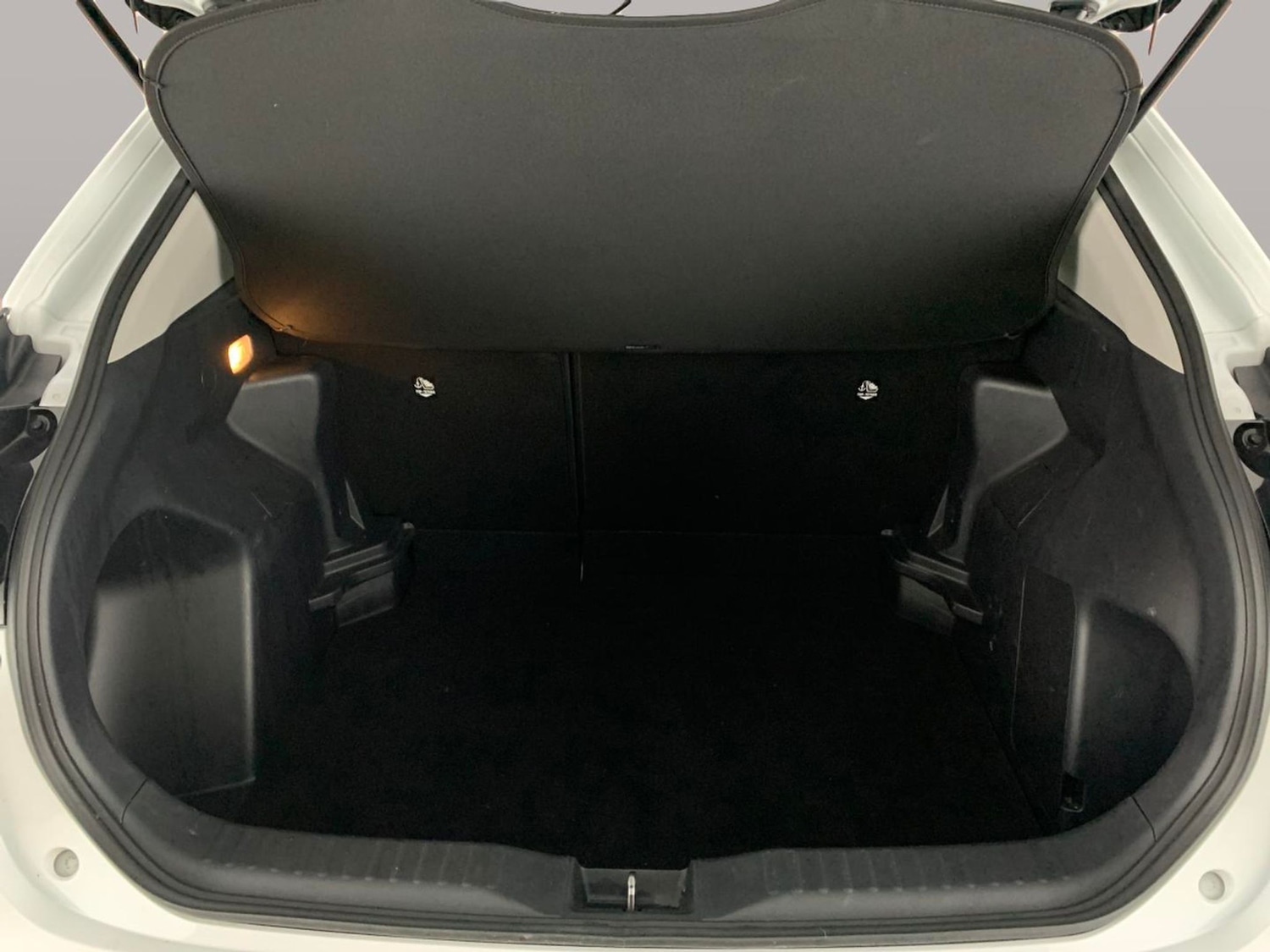 Used Toyota Yaris Cross 2024 for sale - 76318295: Photo 41