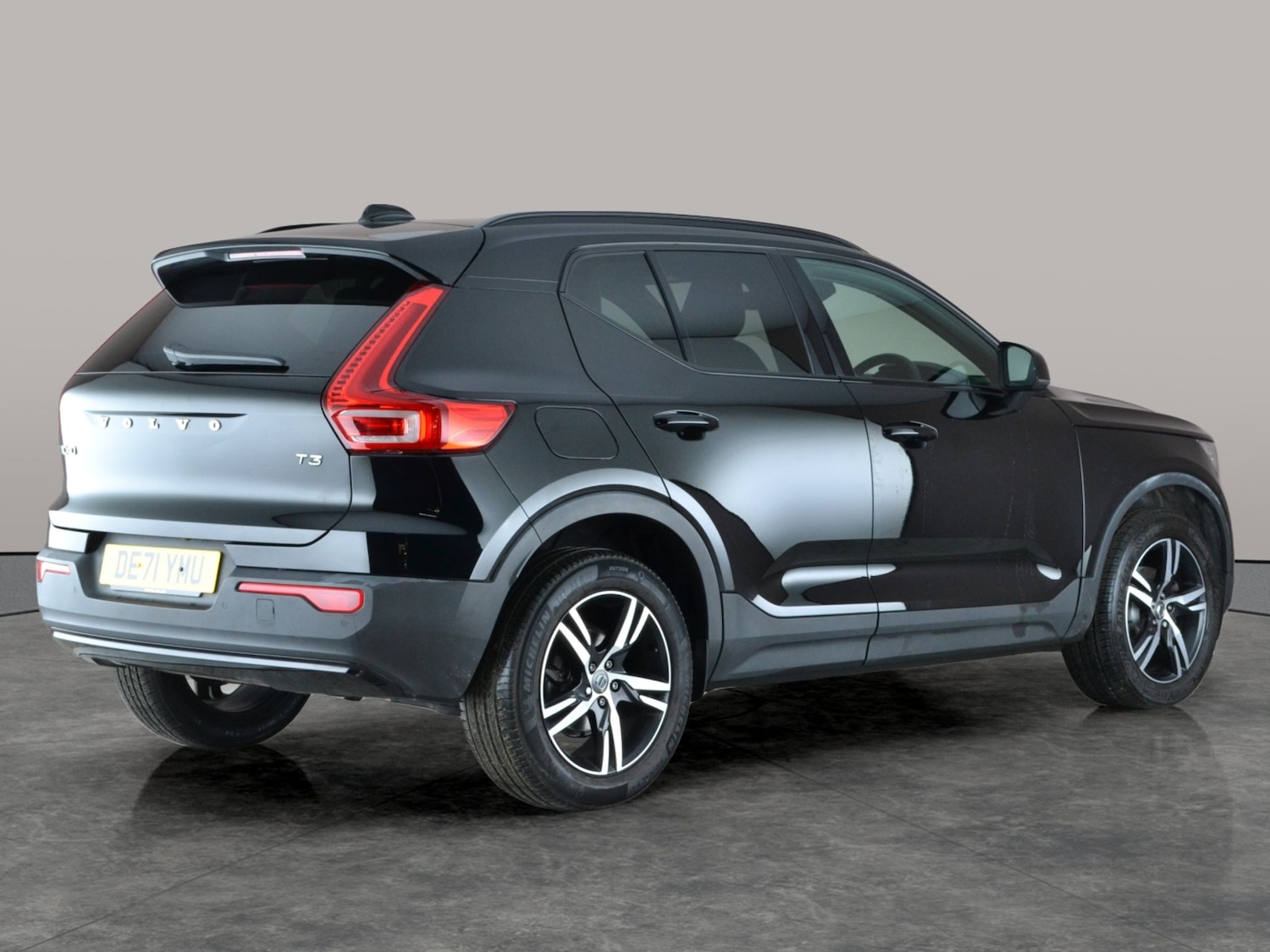 Used Volvo XC40 2021 for sale - 77235804: Photo 10