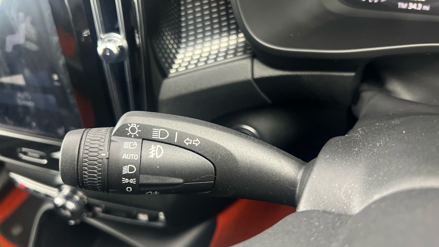 Used Volvo XC40 2019 for sale - 77743319: Photo 29