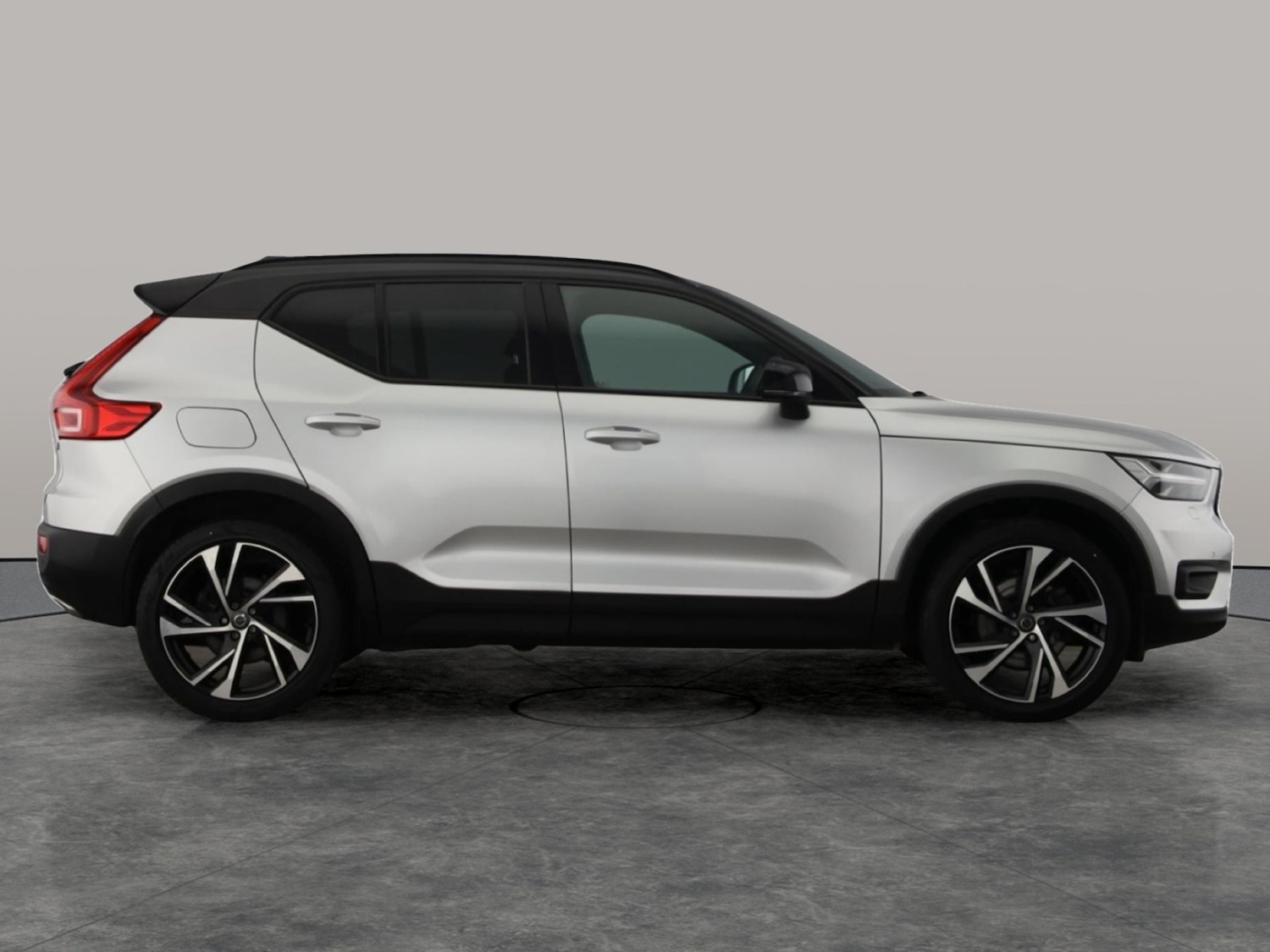 Used Volvo XC40 2019 for sale - 77743319: Photo 5