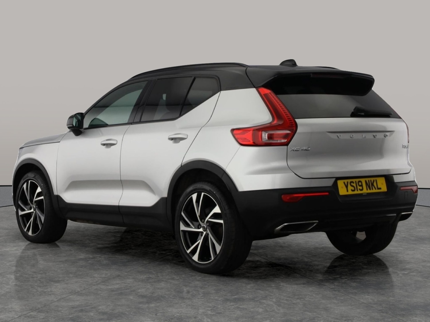Used Volvo XC40 2019 for sale - 77743319: Photo 8