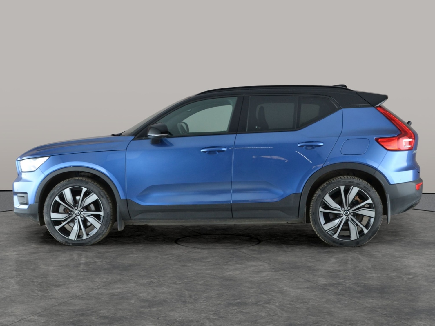 Used Volvo XC40 2021 for sale - 77316221: Photo 15