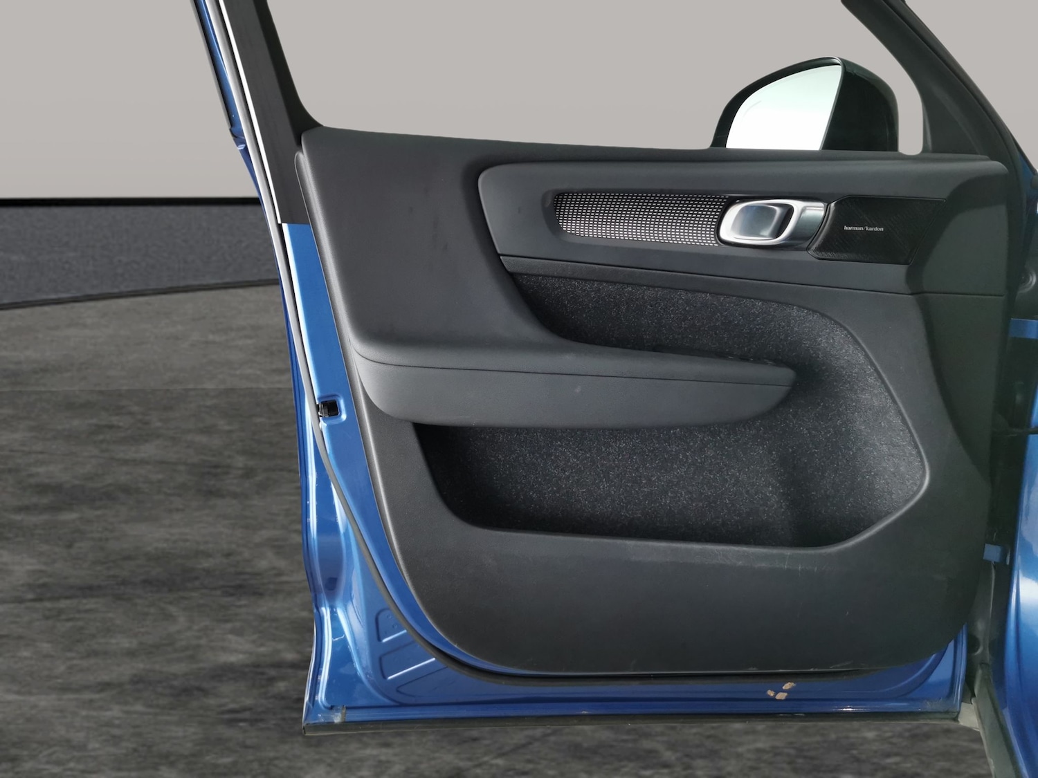 Used Volvo XC40 2021 for sale - 77316221: Photo 30