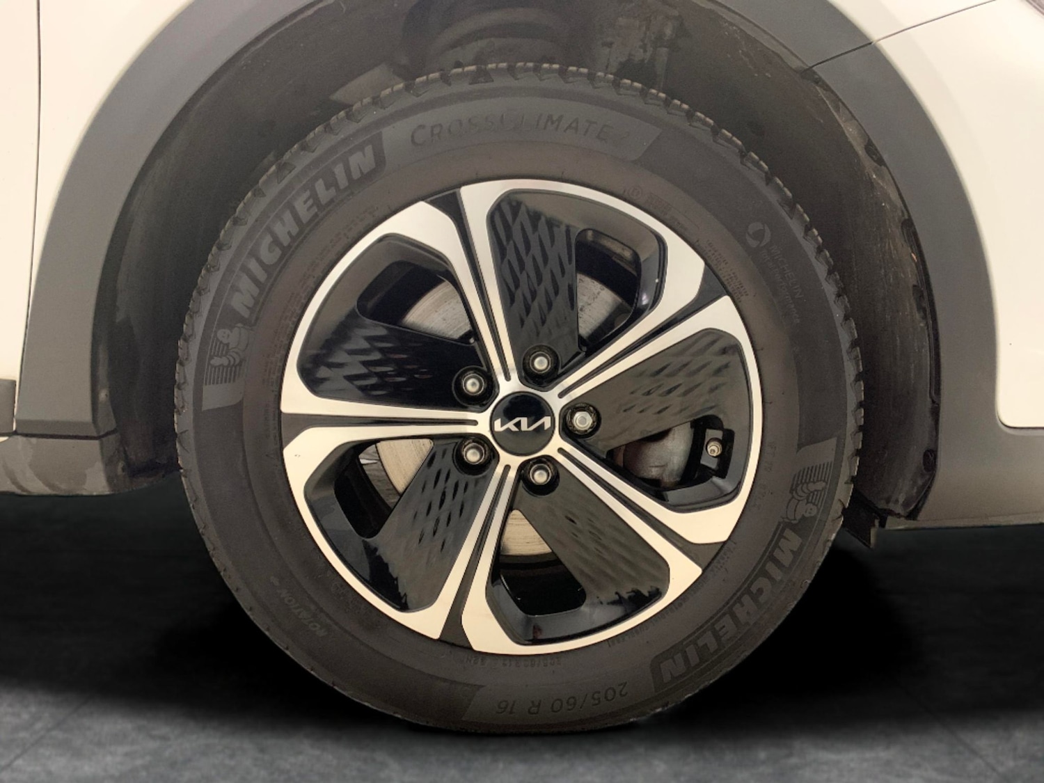 Used Kia XCeed 2023 for sale - 76445174: Photo 29