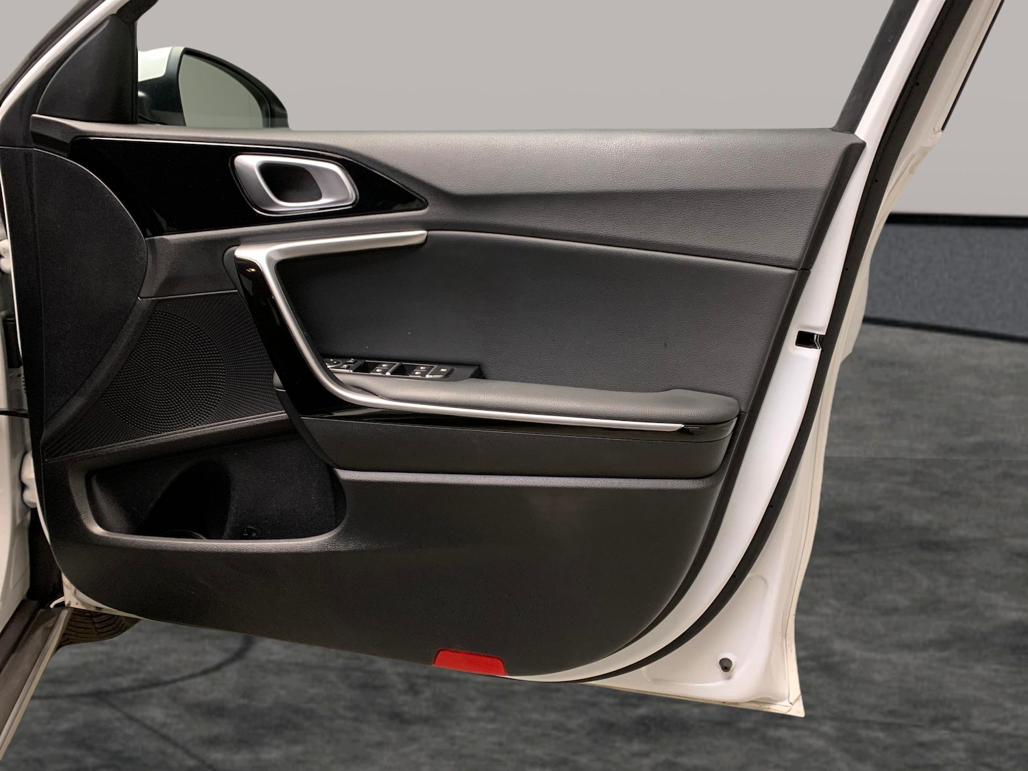 Used Kia XCeed 2023 for sale - 76445174: Photo 37