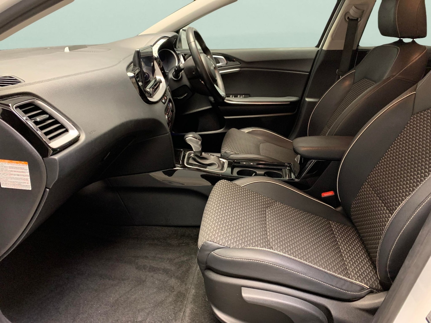 Used Kia XCeed 2023 for sale - 76445174: Photo 4