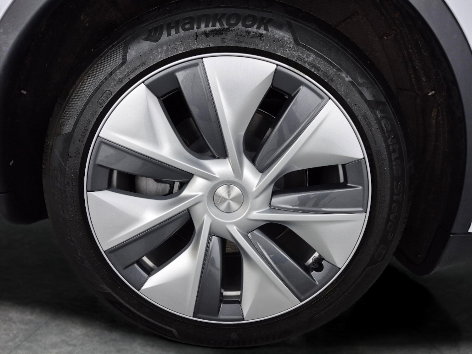 Used Tesla Model Y 2023 for sale - 78122627: Photo 35